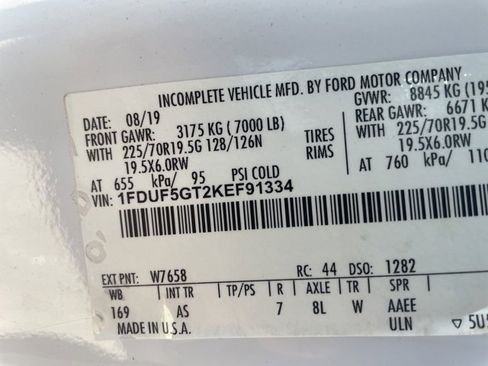 Used 2019 Ford F550 2WD Regular Cab Super Duty image 37