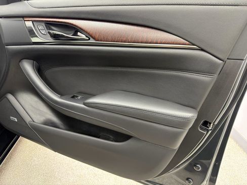 Used 2018 Cadillac CTS AWD Sedan w/ Seating Package image 13