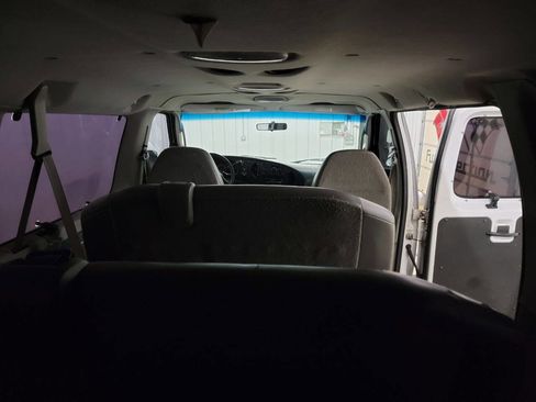 Used 2008 Ford E-350 and Econoline 350 XL image 17