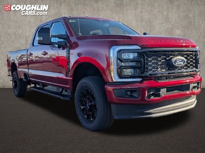 New 2027 Ford F350 Lariat w/ Black Appearance Package