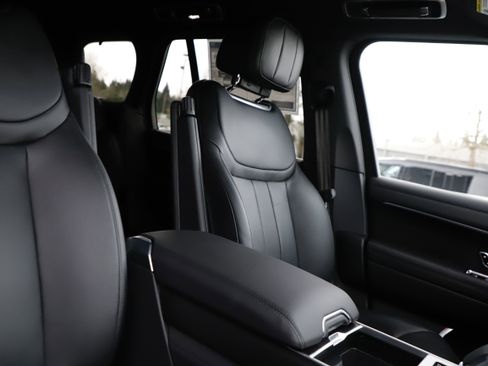 New 2026 Land Rover Range Rover SE AWD/4WD image 12