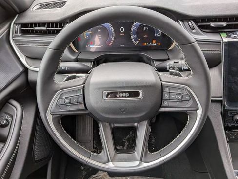 New 2026 Jeep Grand Cherokee L Laredo image 20