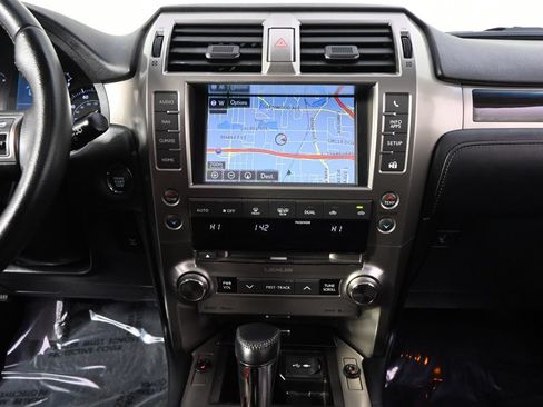 Used 2015 Lexus GX 460 w/ Navigation Package AWD/4WD image 28