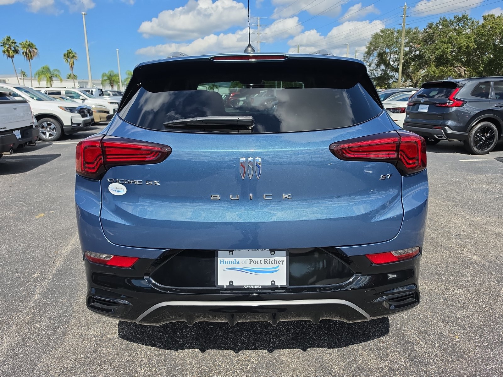 Used 2024 Buick Encore GX Sport Touring FWD image 5