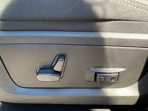 Used 2023 RAM 1500 Warlock AWD/4WD image 12