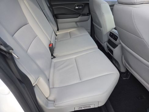 Certified 2024 Honda Ridgeline RTL image 25