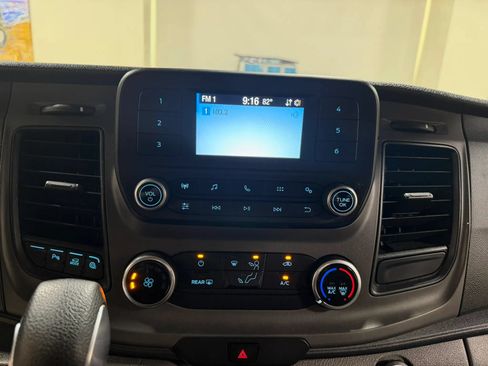 Used 2020 Ford Transit 350 XLT RWD image 36