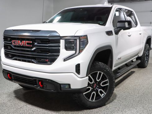 Used 2022 GMC Sierra 1500 AT4 w/ AT4 Preferred Package AWD/4WD image 35