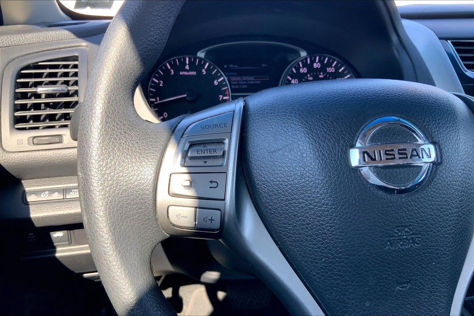 Used 2014 Nissan Altima 2.5 S w/ Display Audio Package FWD image 15