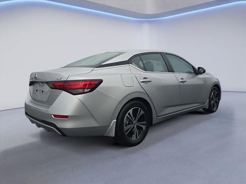 Used 2022 Nissan Sentra SV w/ Trunk Package image 5