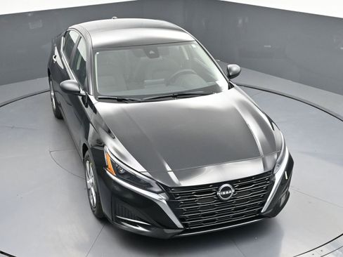 New 2025 Nissan Altima 2.5 S FWD image 18