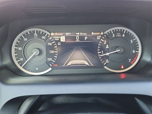 Used 2021 Land Rover Discovery Sport S image 14