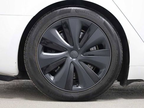 Used 2023 Tesla Model S image 32