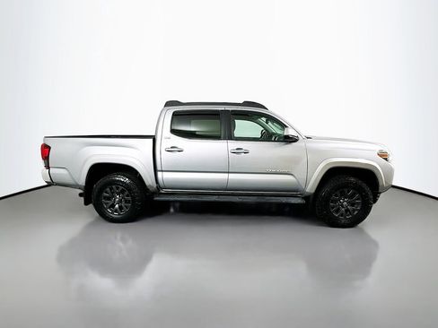 Used 2020 Toyota Tacoma SR5 image 4