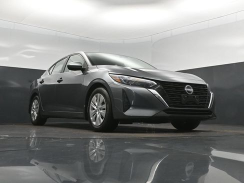 Used 2024 Nissan Sentra S FWD image 44