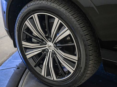 Certified 2023 Volvo XC60 T8 Plus w/ Protection Package Premier AWD/4WD image 10
