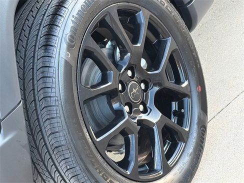 New 2026 Jeep Compass Latitude image 10