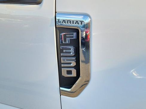 Used 2020 Ford F350 Lariat w/ Chrome Package AWD/4WD image 8