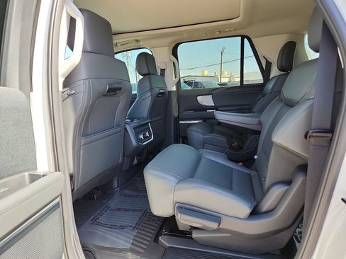New 2026 Ford Expedition Max Active AWD/4WD image 10