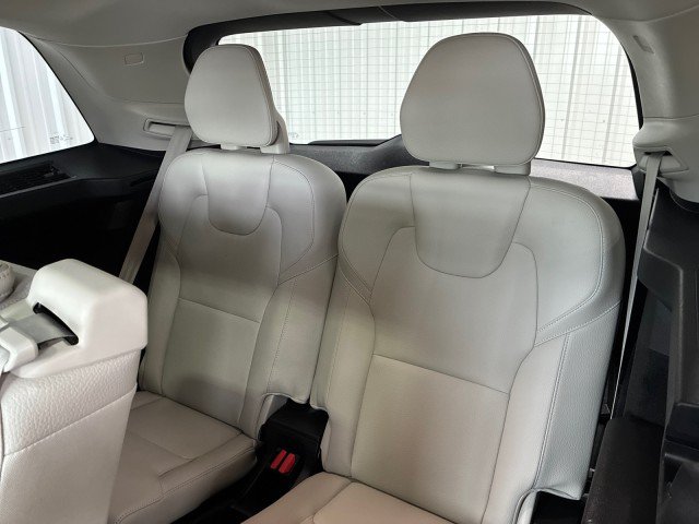 Used 2024 Volvo XC90 B5 Core w/ Protection Package Premier AWD/4WD image 16