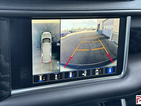 Certified 2024 GMC Yukon XL Denali AWD/4WD image 24