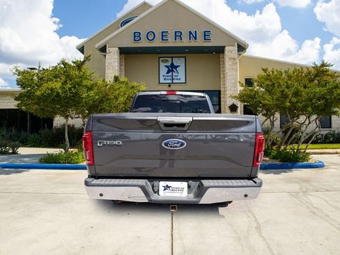 Used 2015 Ford F150 Lariat w/ Equipment Group 502A Luxury image 4