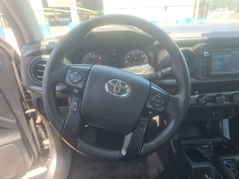 Used 2019 Toyota Tacoma SR RWD image 18
