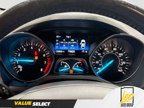 Used 2017 Ford Escape SE w/ SE Leather Comfort Package FWD image 13