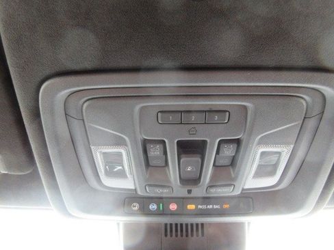 Used 2024 GMC Sierra 1500 Denali Ultimate AWD/4WD image 19