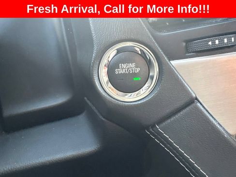 Used 2020 GMC Yukon Denali w/ Denali Premium Package AWD/4WD image 17