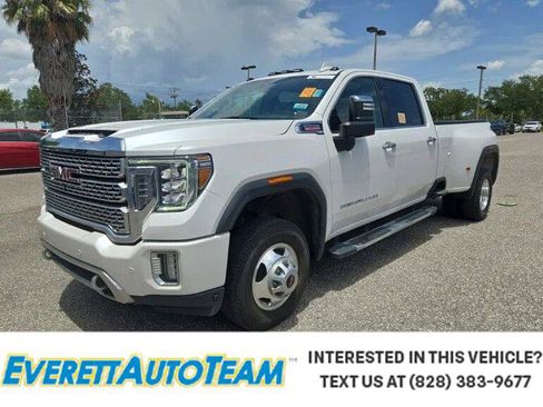 Used 2022 GMC Sierra 3500 Denali w/ Denali Ultimate Package AWD/4WD image 1