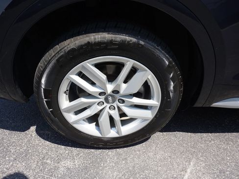 Used 2020 Audi Q5 2.0T Premium AWD/4WD image 40