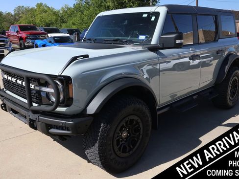Used 2023 Ford Bronco Wildtrak AWD/4WD image 1