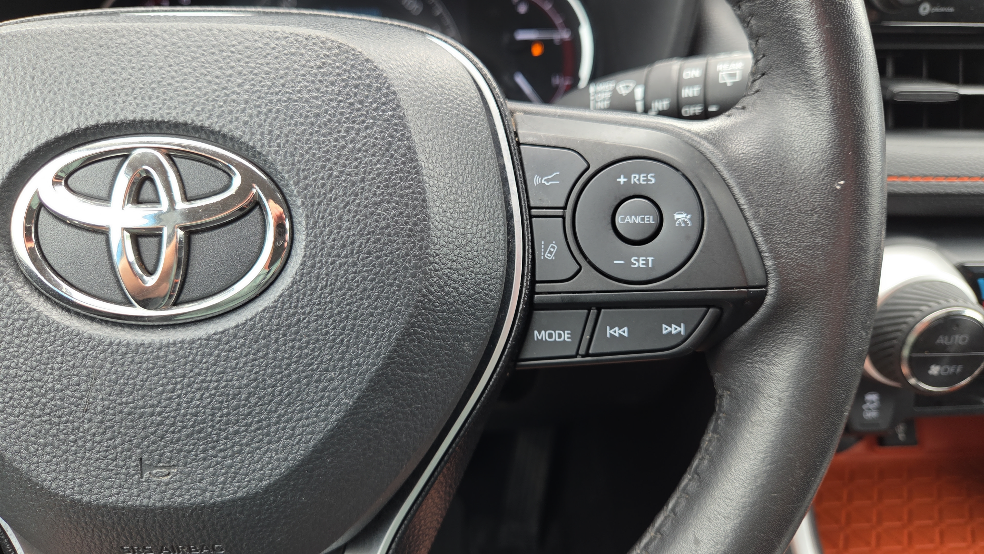 Used 2020 Toyota RAV4 Adventure AWD/4WD image 26