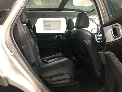 New 2026 Kia Sorento SX image 11