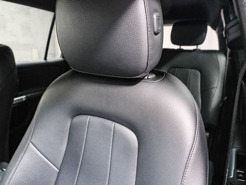 Certified 2020 Mercedes-Benz GLB 250 image 26