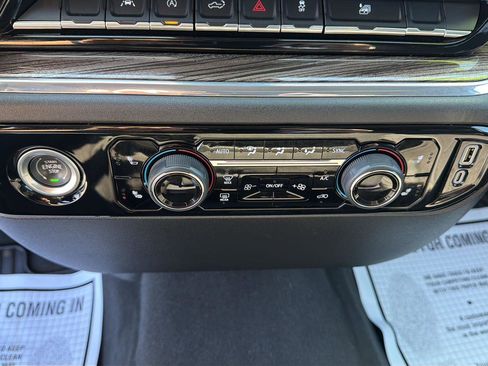 Used 2024 Chevrolet Silverado 1500 LT image 18