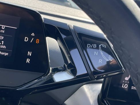 Certified 2023 Volkswagen ID.4 Pro RWD image 18