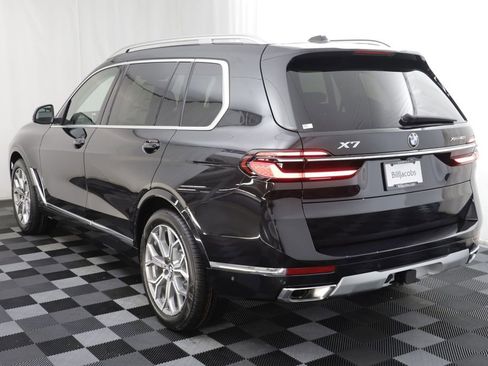 New 2026 BMW X7 xDrive40i AWD/4WD image 17