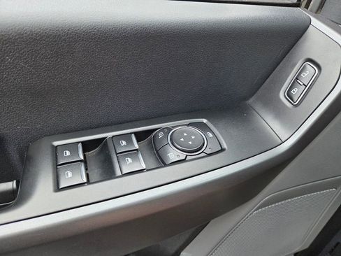 Used 2025 Ford F250 XLT image 25