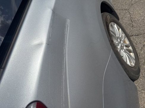 Used 2017 Toyota Sienna XLE image 4