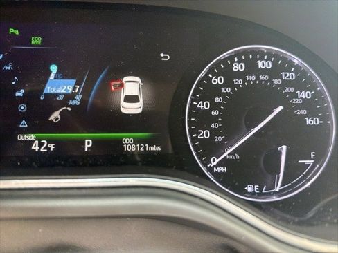 Used 2019 Toyota Avalon Limited image 5