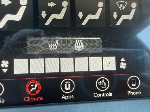 Used 2018 Dodge Durango GT AWD/4WD image 30
