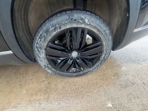 Used 2019 Volkswagen Atlas SEL Premium AWD/4WD image 25