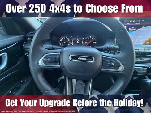 Used 2023 Jeep Compass Latitude AWD/4WD image 22