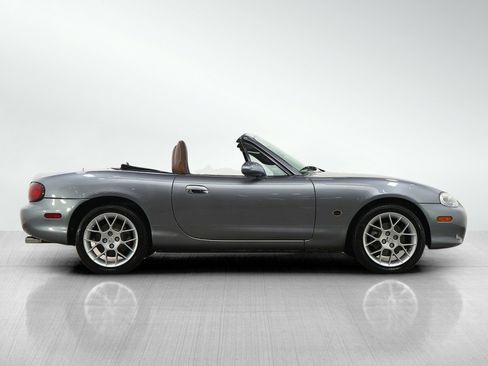 Used 2002 MAZDA MX-5 Miata SE RWD image 7