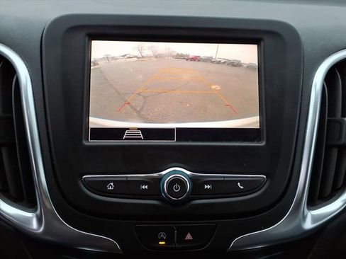 Used 2022 Chevrolet Equinox LT FWD image 22
