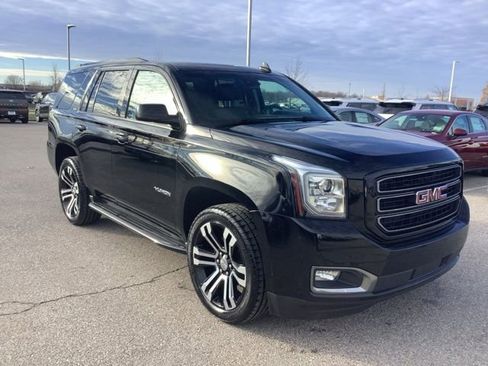 Used 2019 GMC Yukon SLT w/ Graphite Edition image 3