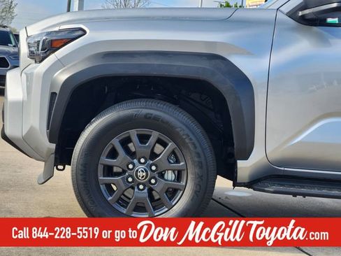 Used 2025 Toyota 4Runner SR5 image 8
