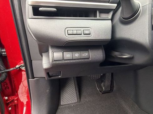 New 2026 Subaru Solterra Premium image 30